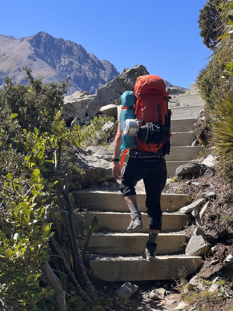 Mueller Hut - Hike